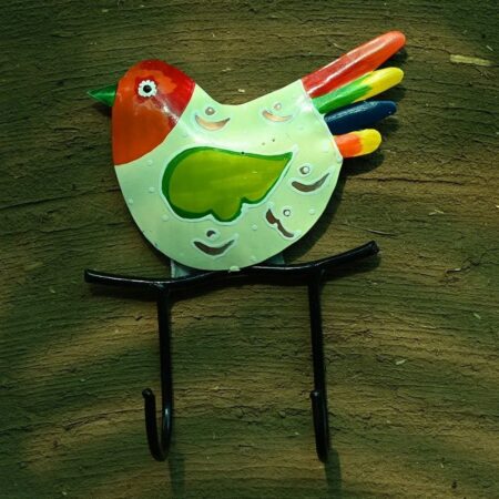 Beautiful Metal Single Bird Key Holder for Wall Decor Handcrafted Decorative Key Hanger Stylish Home Entryway Organizer